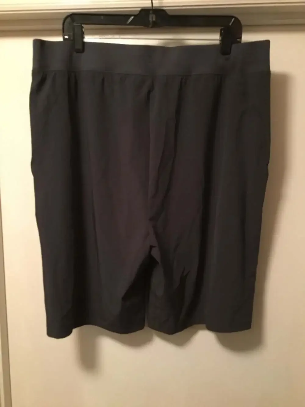 Alo Yoga Men's Repetition Training Shorts Gray size  XXL